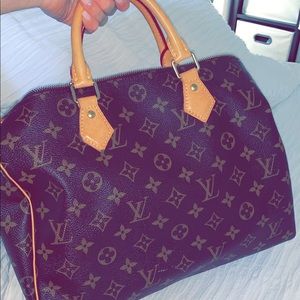 Louis Vuitton Speedy 30